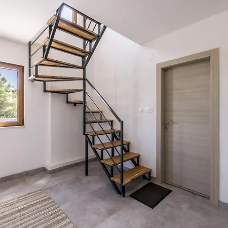 Apartman Uzanca Splitska