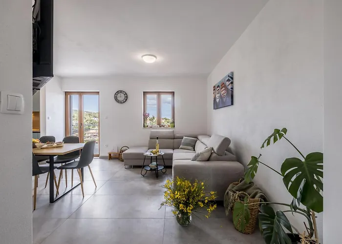Apartment Uzanca *