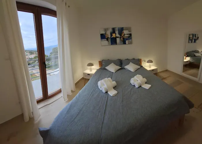 Uzanca Apartment